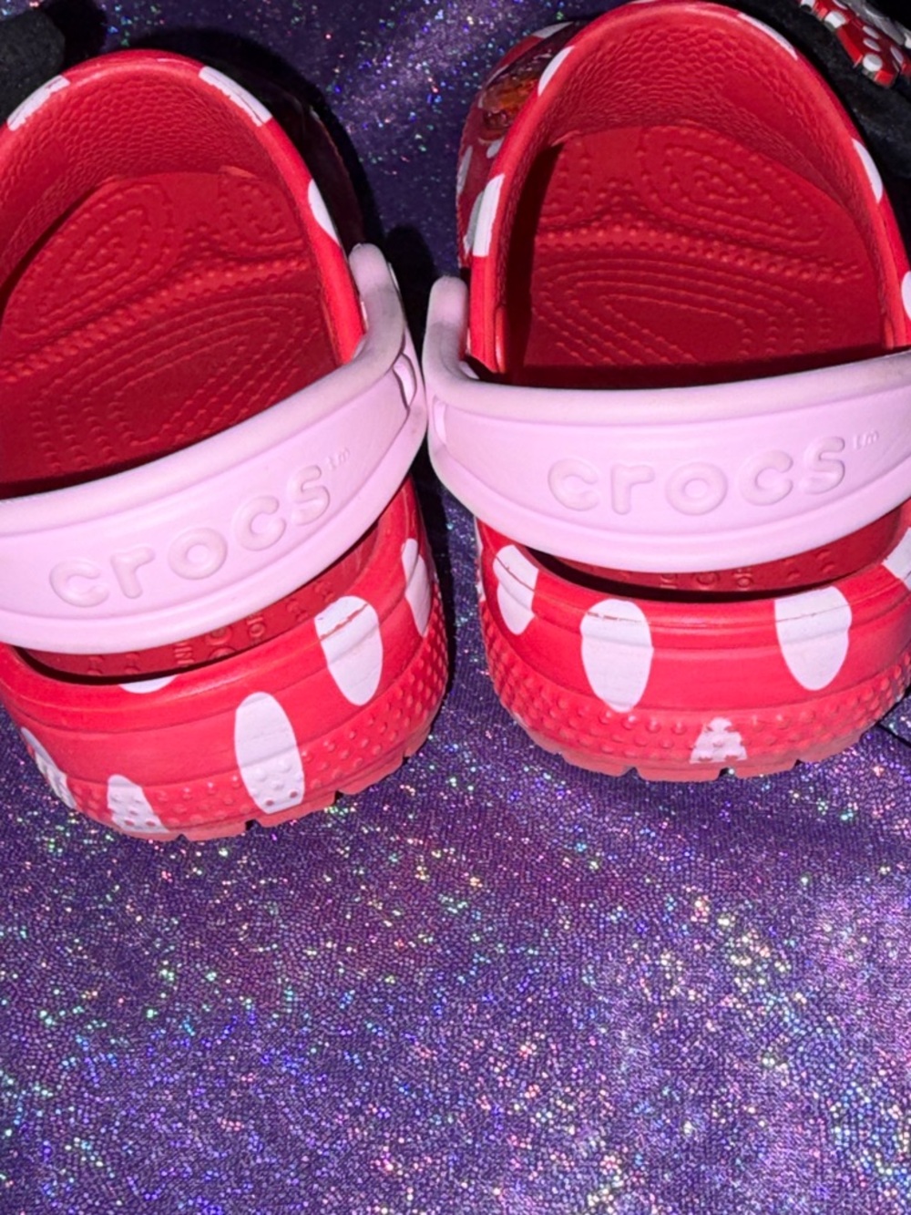 Minnie Mouse Crocs - Picture 10 of 11